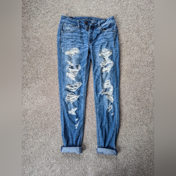 American Eagle Outfitters Denim - AE Distressed Tomgirl Jeans